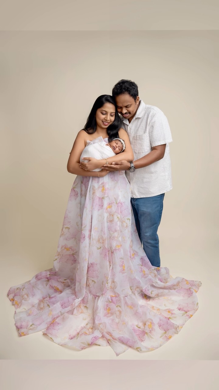 The most significant photo session in your life. For booking info@olenamolochko.com #newbornphotography #newbornphotoshoot #newborn_photoshoots #sfbayarea #bayareanewbornphotographer