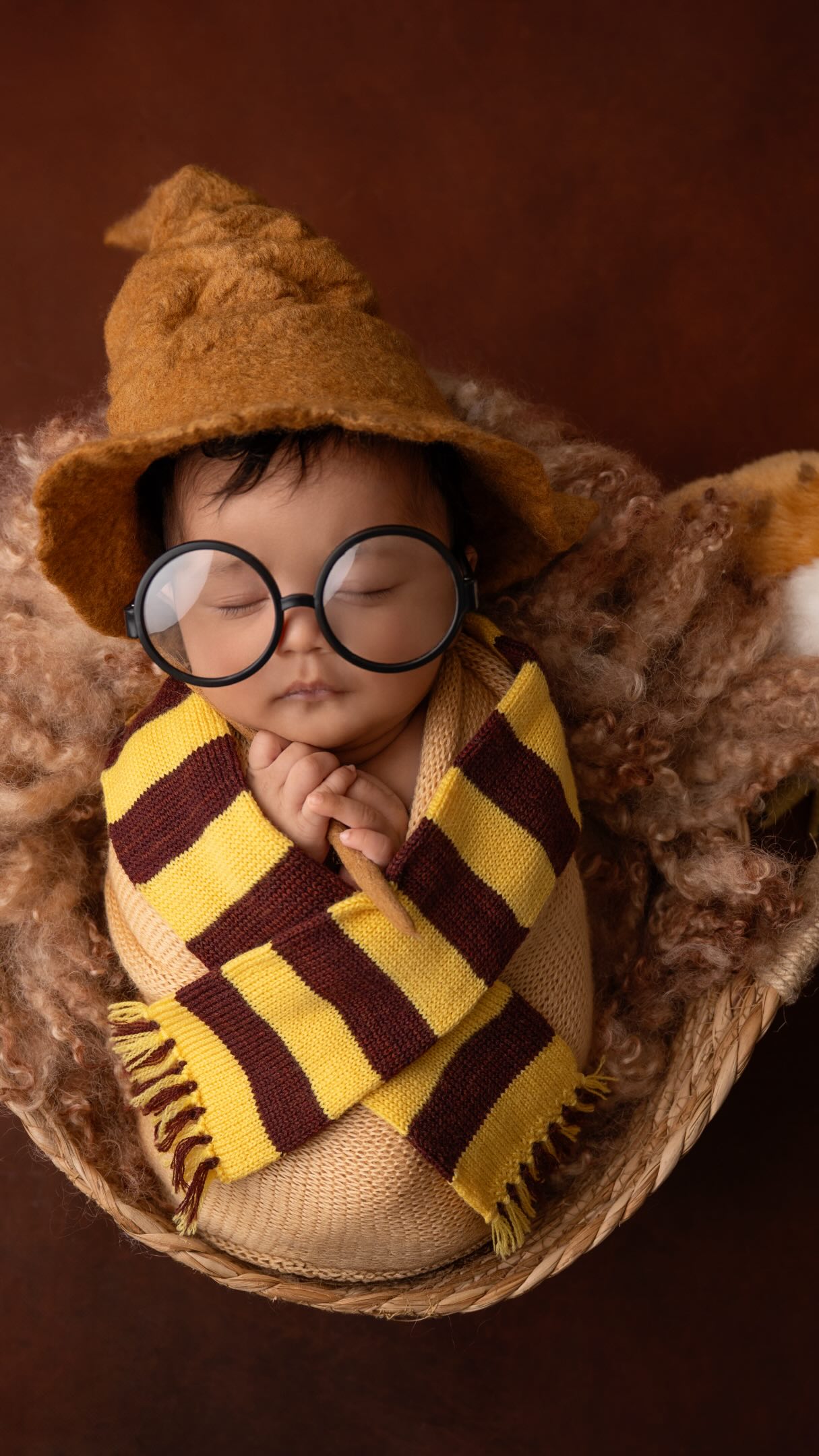 Newborn photography in SF Bay Area and East Bay. info@olenamolochko.com #newbornphotography #newbornphotoshoot #bayareanewbornphotographer #sfbayareanewbornphotographer #professionalnewbornphotographer